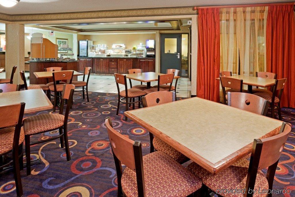Holiday Inn Express Hotel & Suites Minneapolis-Golden Valley By Ihg Saint Louis Park Exterior foto